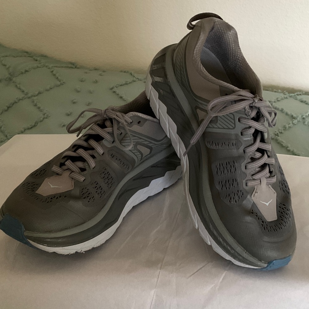 Hoka Women’s Gray Athletic Shoes size 8.5
